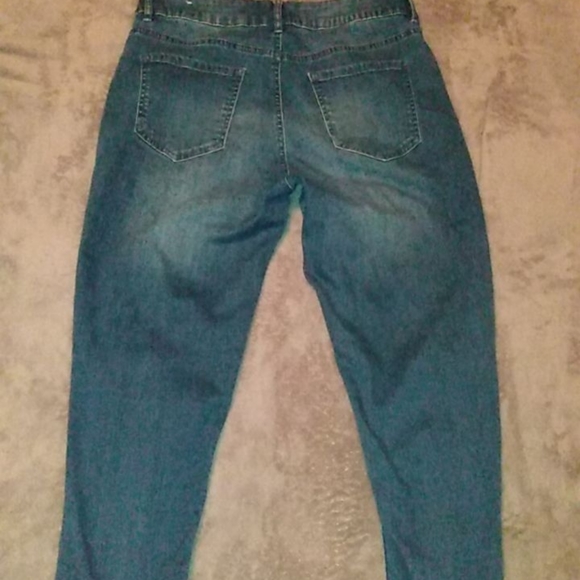 Jeans - Picture 4 of 6